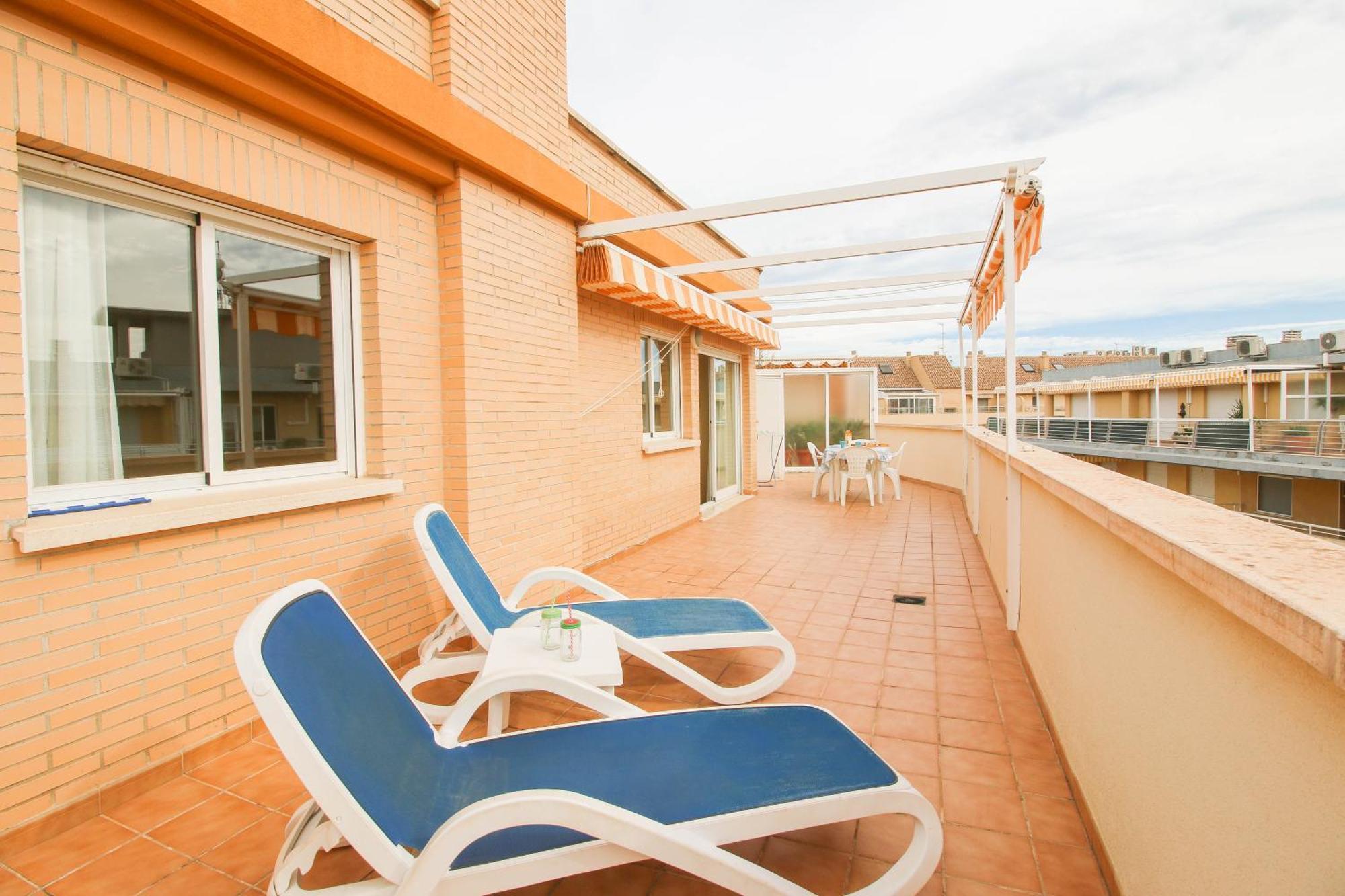 Atico Puerta De Marinas Appartement